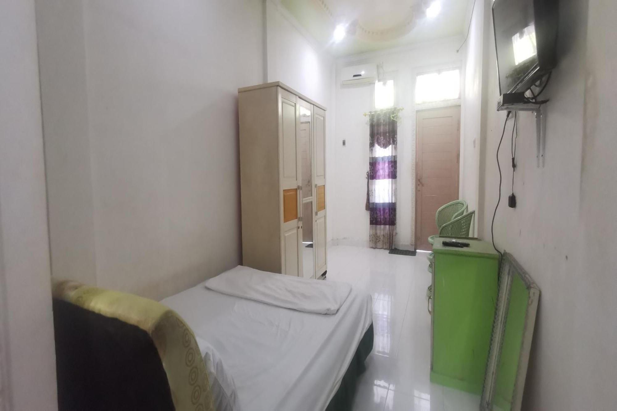 Hotel Oyo 94078 Azzahra Syariah 2*
